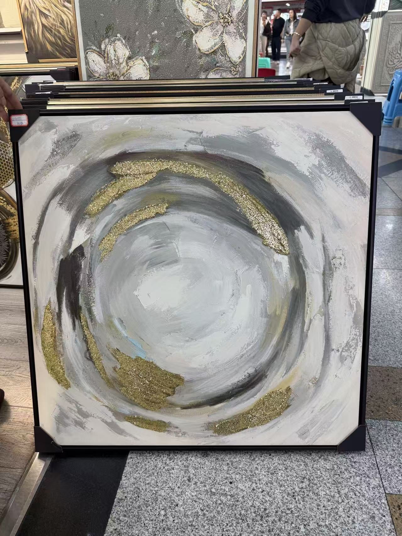 „Auksinis sūkurys“ abstraktus paveikslas, 80 × 80 cm