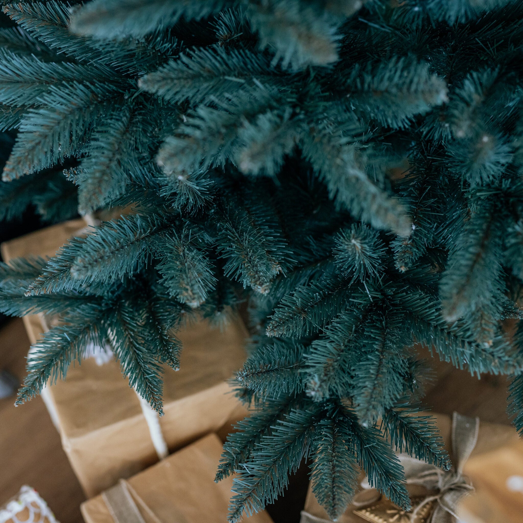 220 cm Dirbtinė Kalėdų eglutė Siberian Spruce