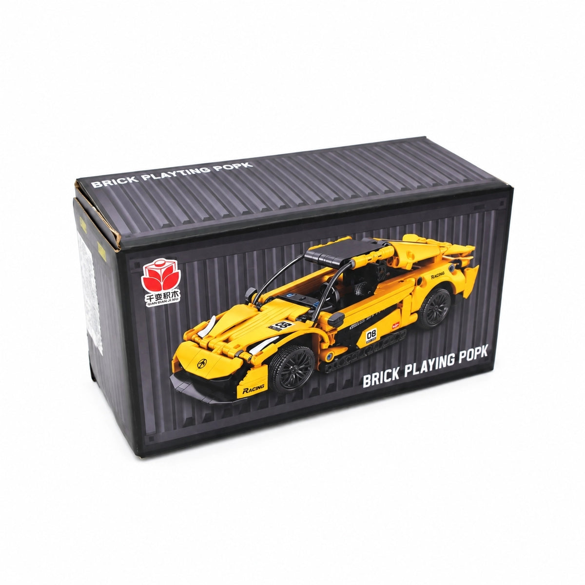 Konstruktorius sportinis automobilis konteinerio dėžutėje TR2387G