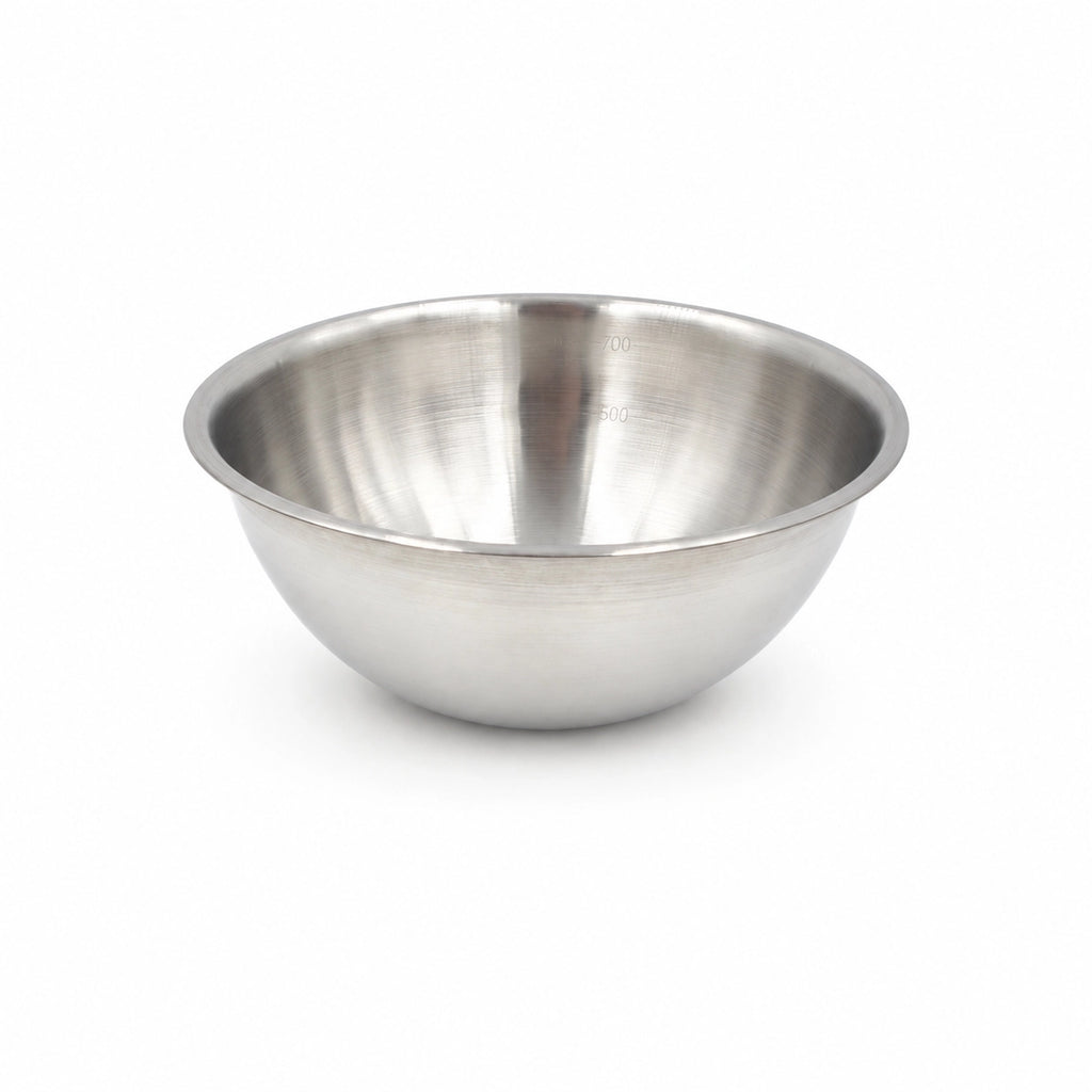 700 ml. Metalinis dubuo su matavimo skale, 17 cm
