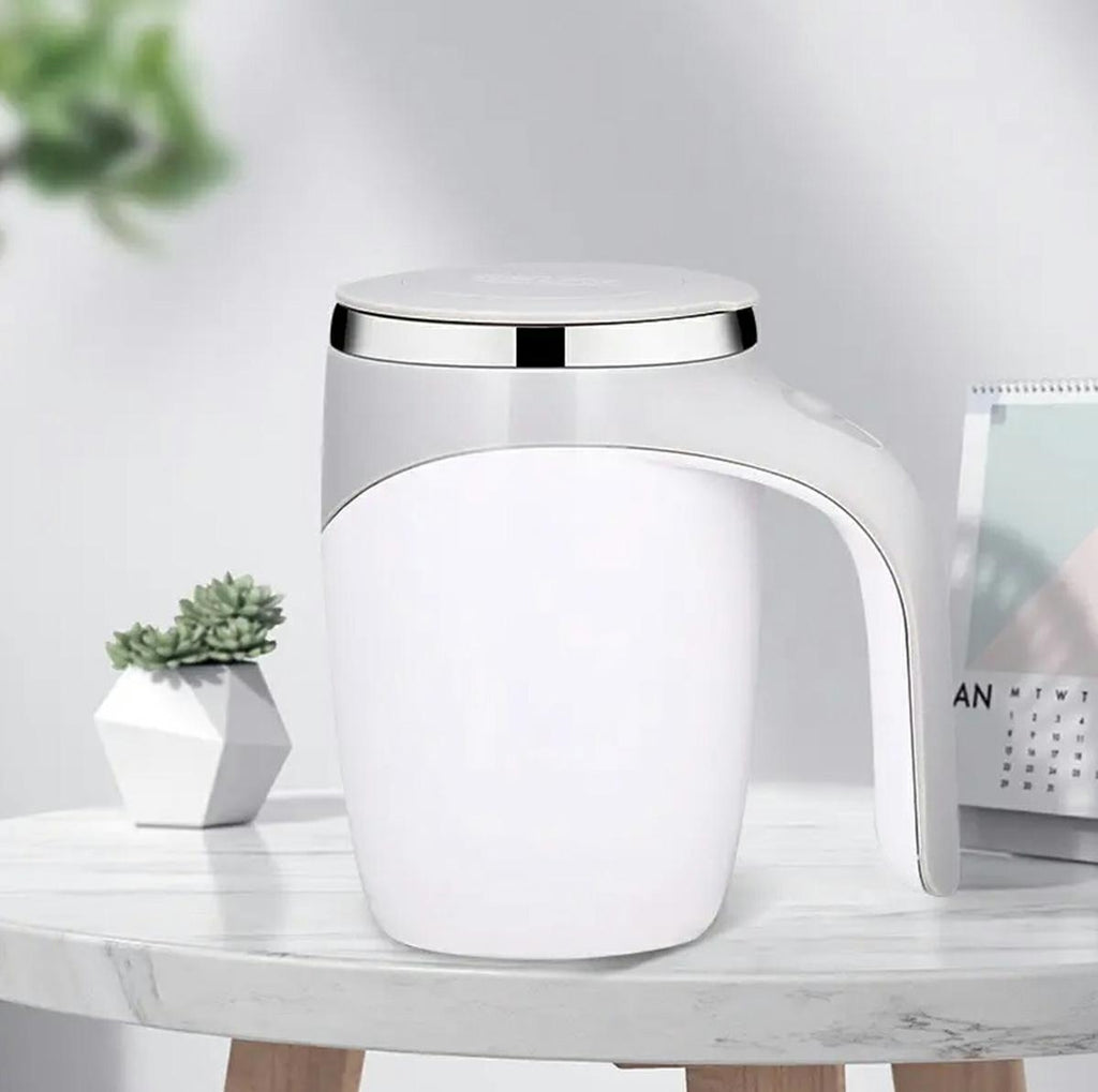 Savaime maišantis puodelis, Baltas
